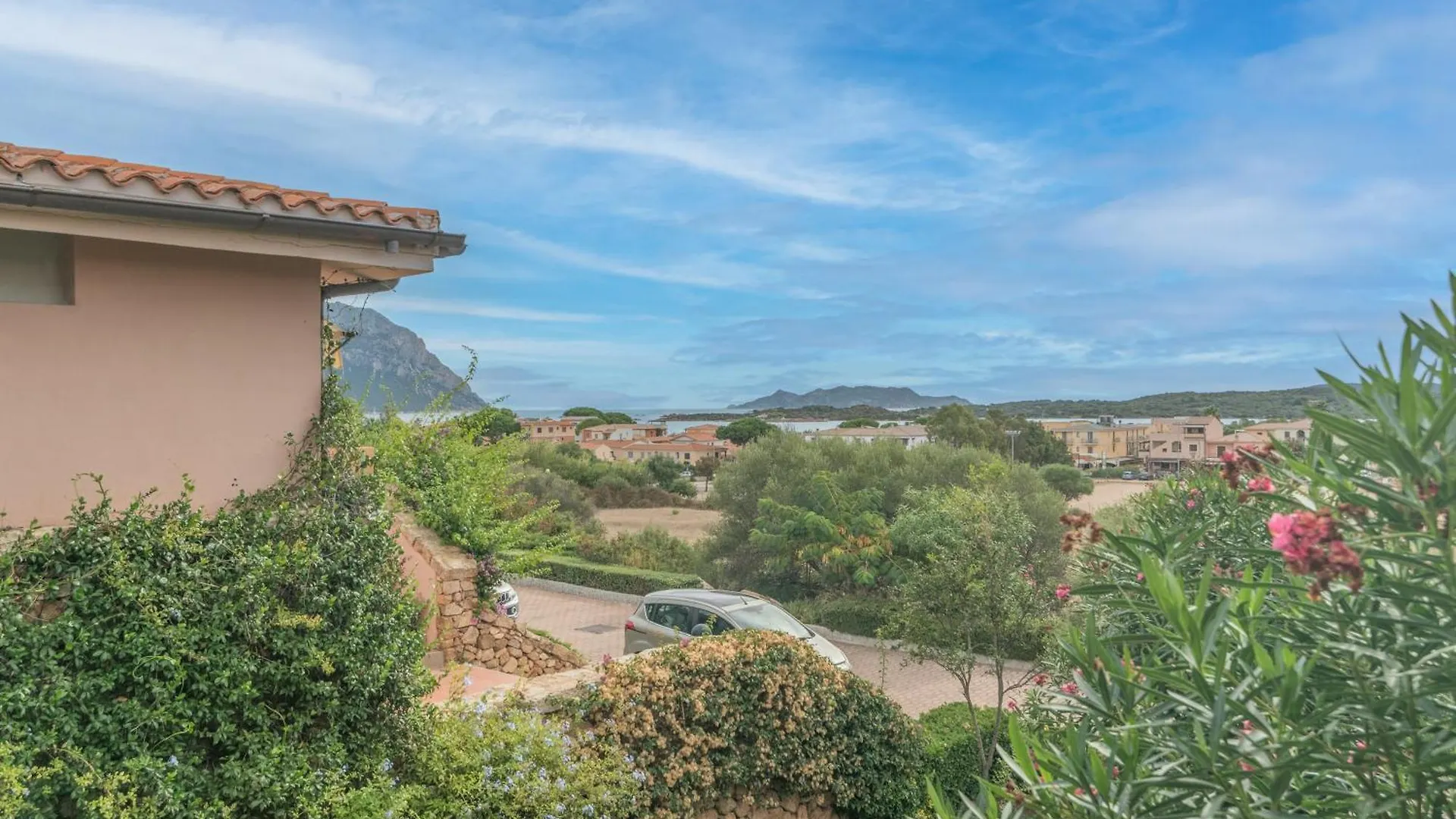 Apartments I Fari 600Mt From The Beach - Happy Rentals Porto San Paolo